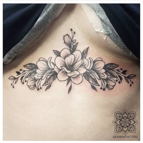 unterbrust tattoo|Beautiful Under Breast Tattoo Ideas